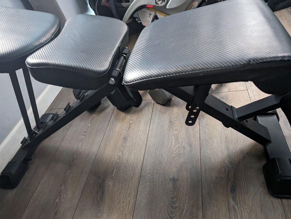 Flybird Weight Bench + two 25lb & two 35 lb weights