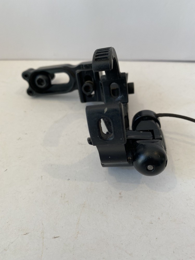 Trophy Taker Throw Down Ambidextrous Cable Driven Drop Away Rest