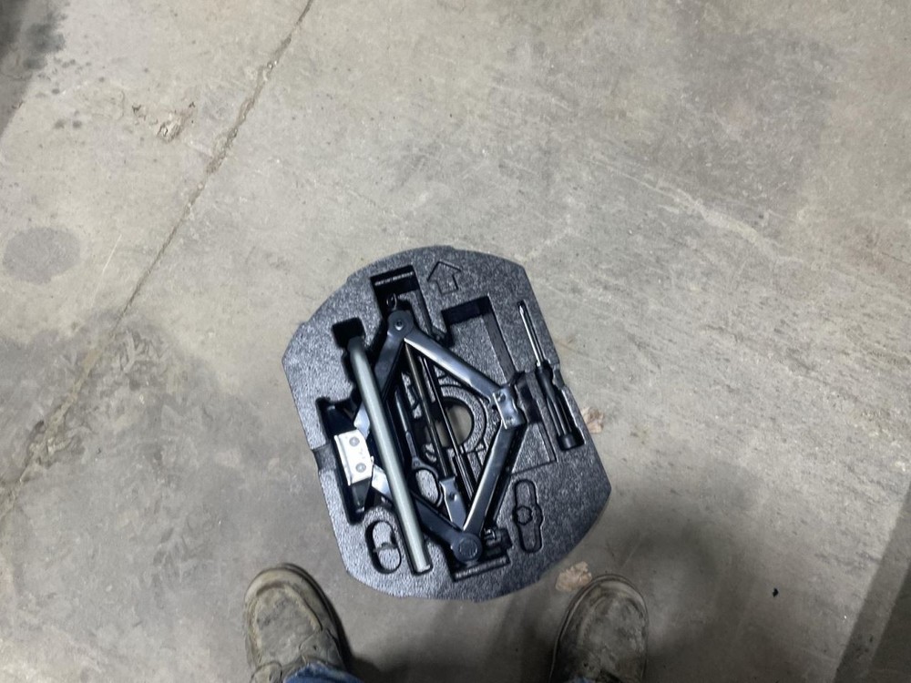 Complete Console Front Floor Fits 19-21 JETTA 939057