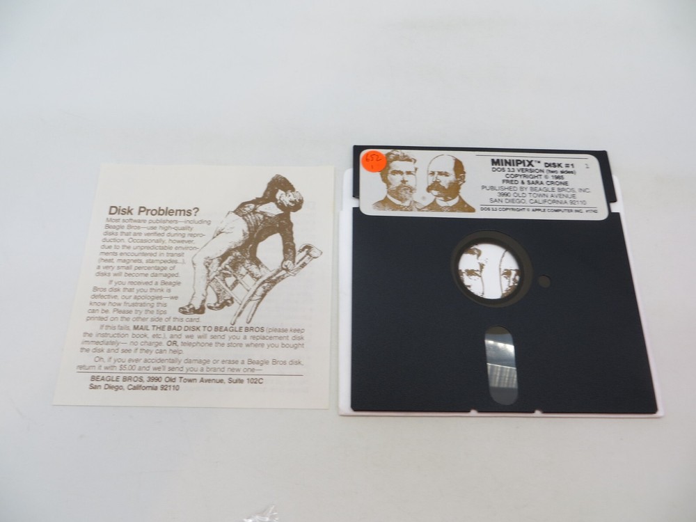 APPLE COMPUTER 5.25" Floppy Disk MINIPIX DOS 3.3 Version Beagle Bros disc