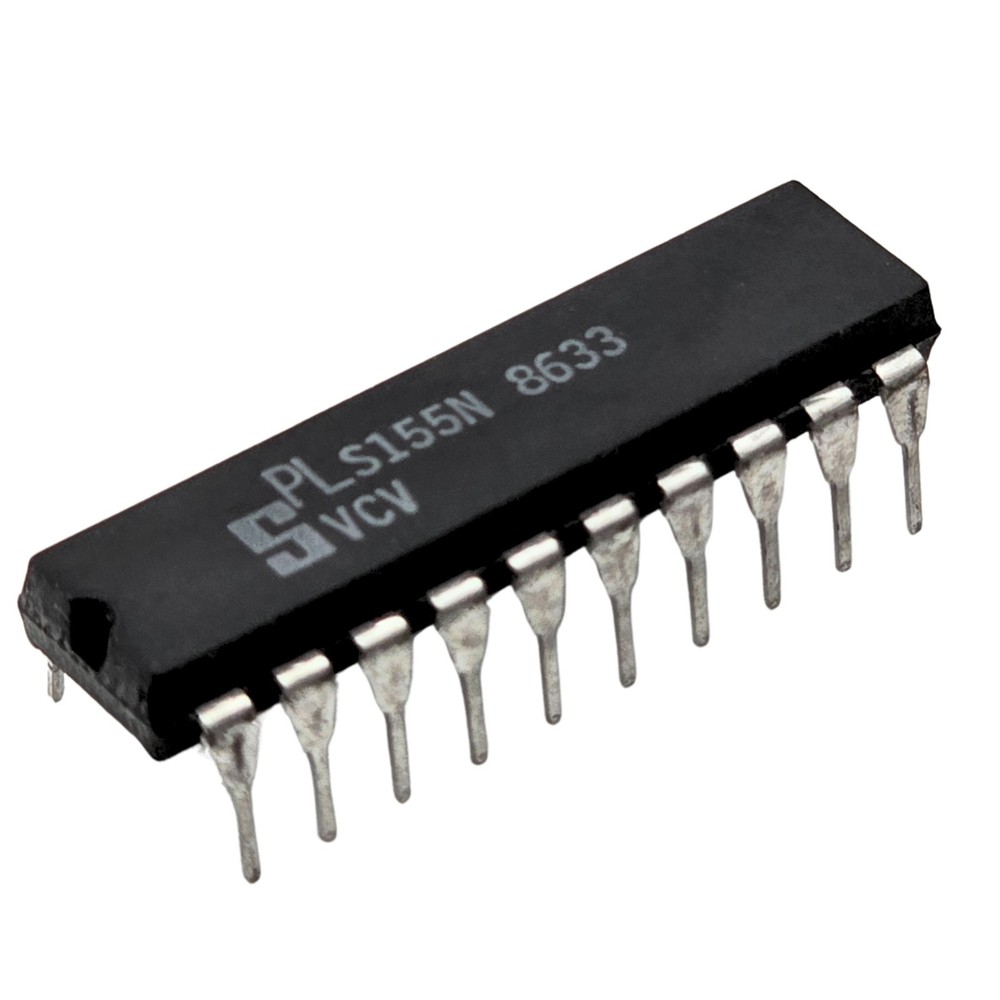 Signetics PLS155N Programmable Logic Element IC 20-Pin DIP 3-State Outputs
