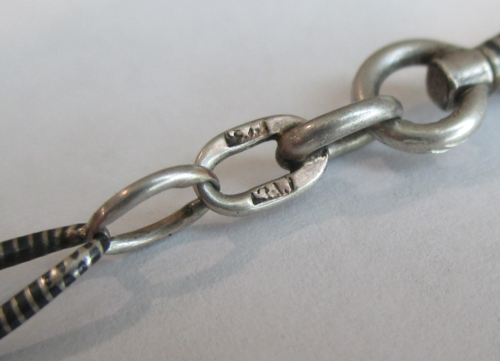 13.75in ANTIQUE 800 SILVER NIELLO WATCH CHAIN w/ DOG CLIP 7.2g