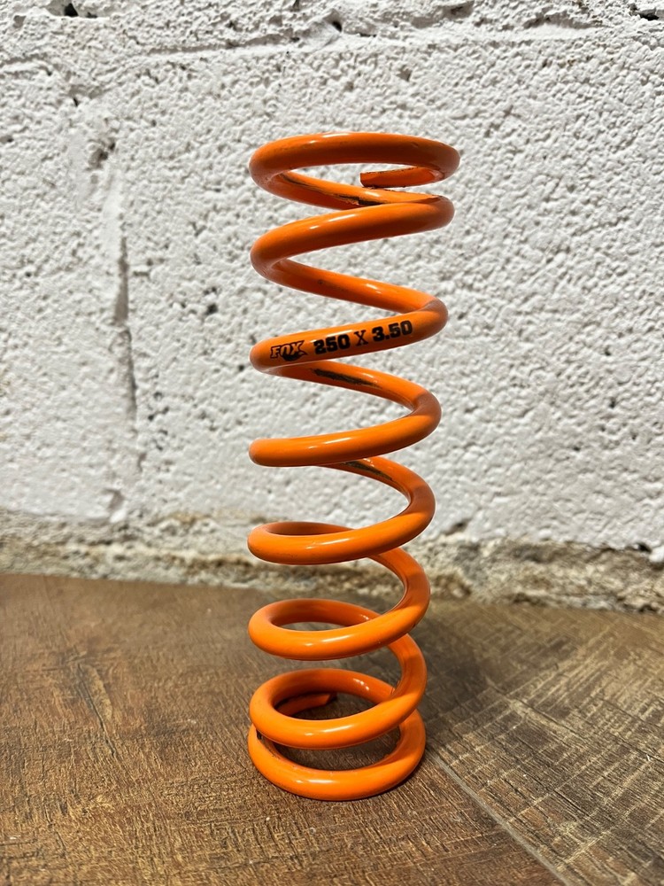 fox MTB 250lb x 3.5” rear coil spring orange