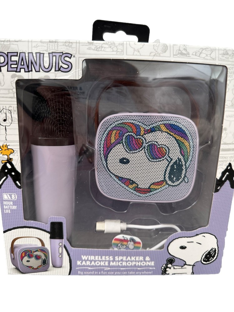 Peanuts Snoopy Wireless Speaker & Karaoke Microphone Set