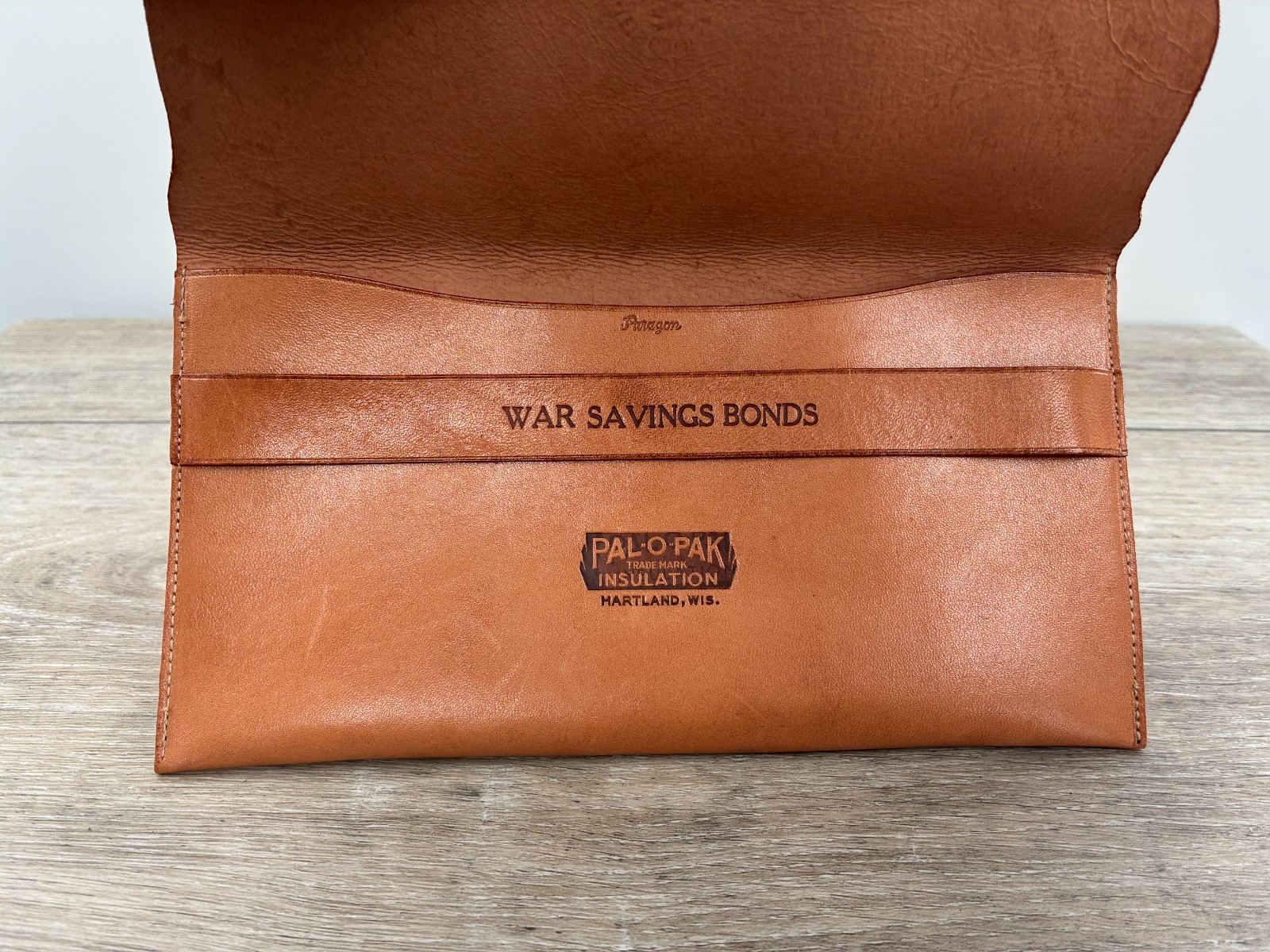 Vintage WW2 War Bonds Leather Wallet Holder Keep Em Flying Pal O Pak Hartland Wi