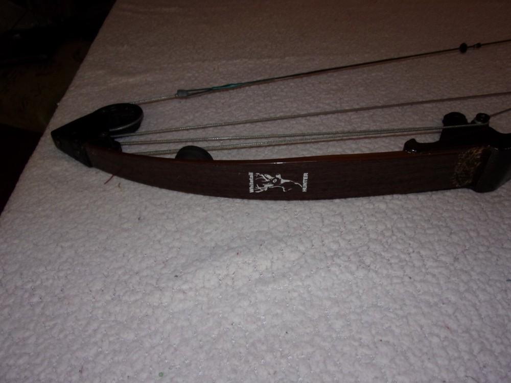 Bear Whitetail Hunter Right Hand Compound Bow