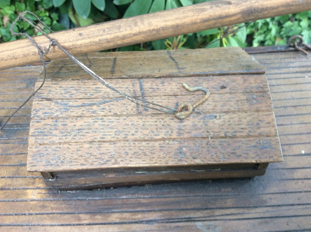 antique pond yacht
