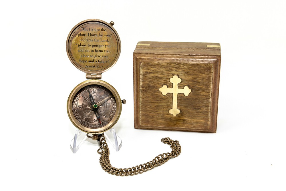 Solid Brass Magnetic Compass Antique Nautical Vintage Quote Engraved with Script