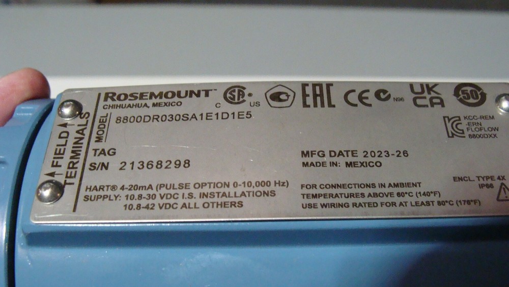 NEW ROSEMOUNT 8800 Vortex Flow Meter MFG 2023 8800DR030SA1E1D1E5