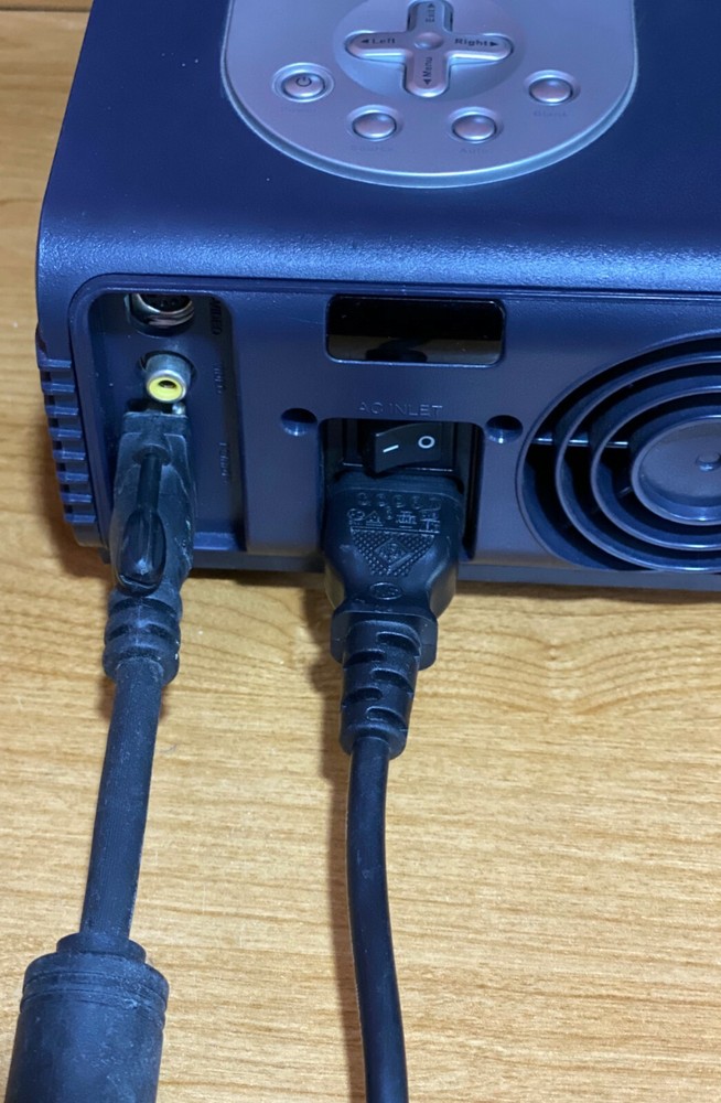 BenQ Value PB6100 Digital Projector