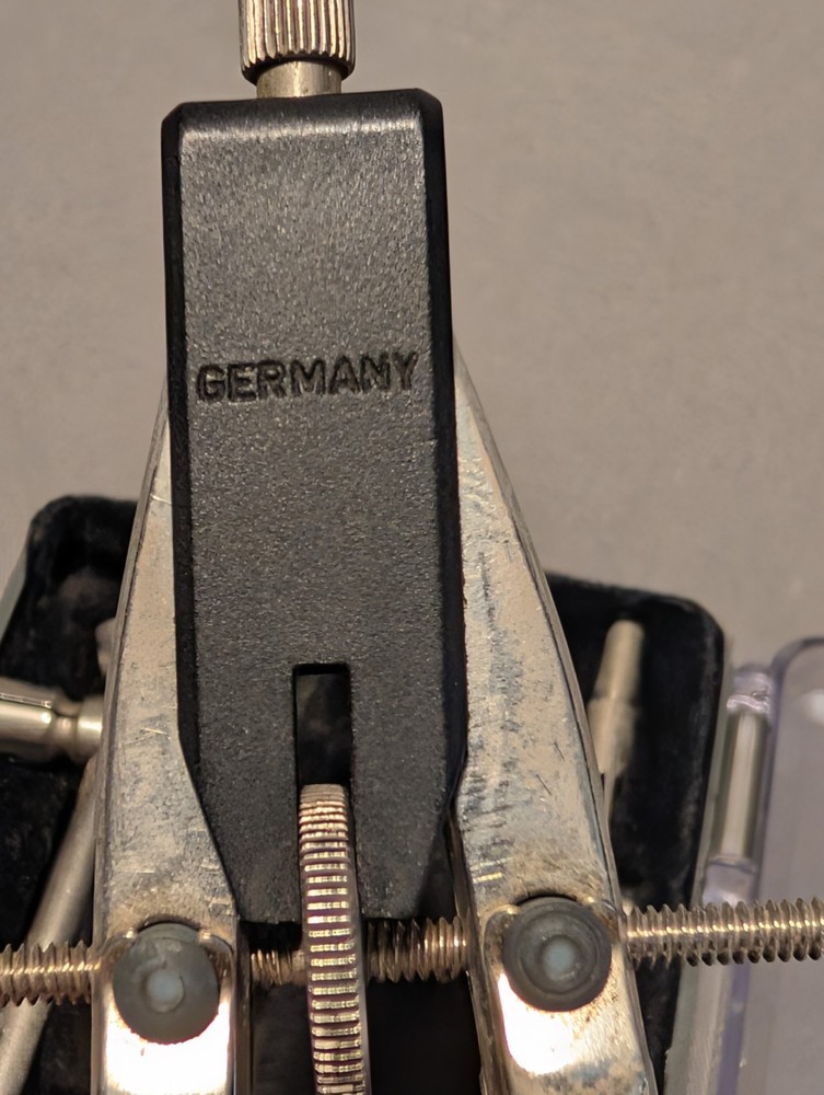 Vintage RIEFLER 6" Drawing Compass Drafting Engineering Tools in plastic case