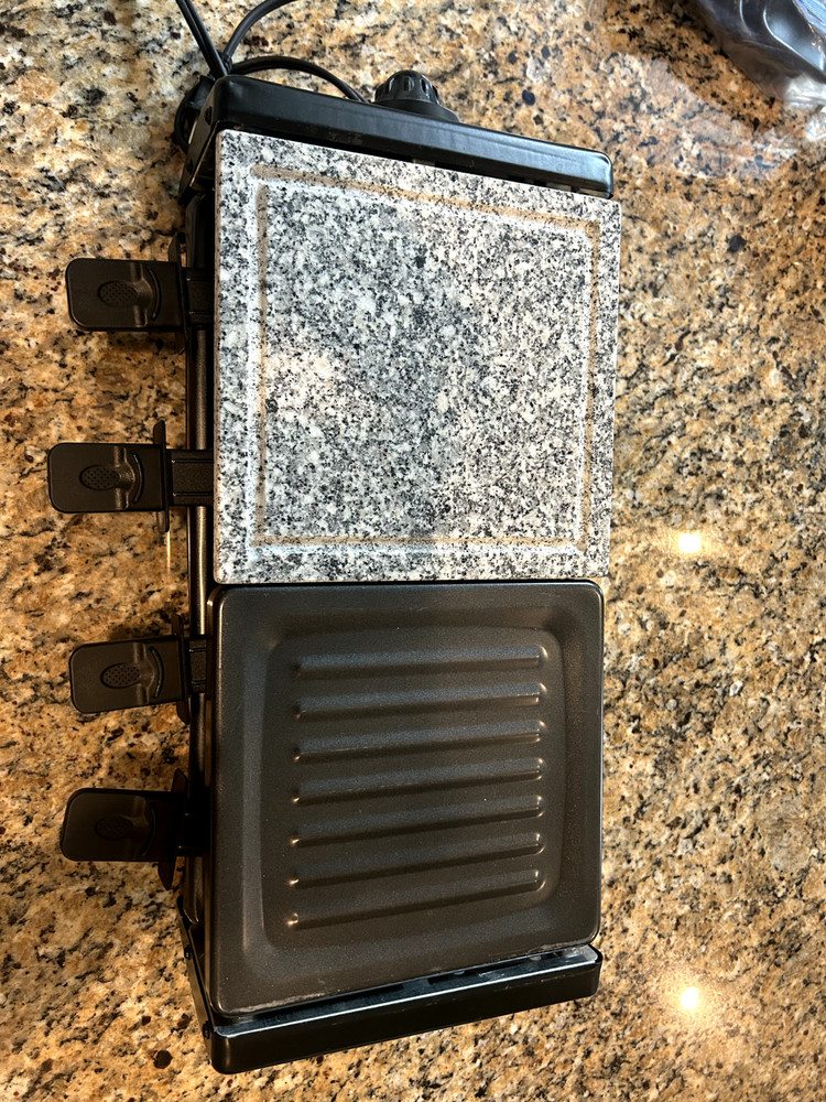 Indoor Table Grill for 8, NEW