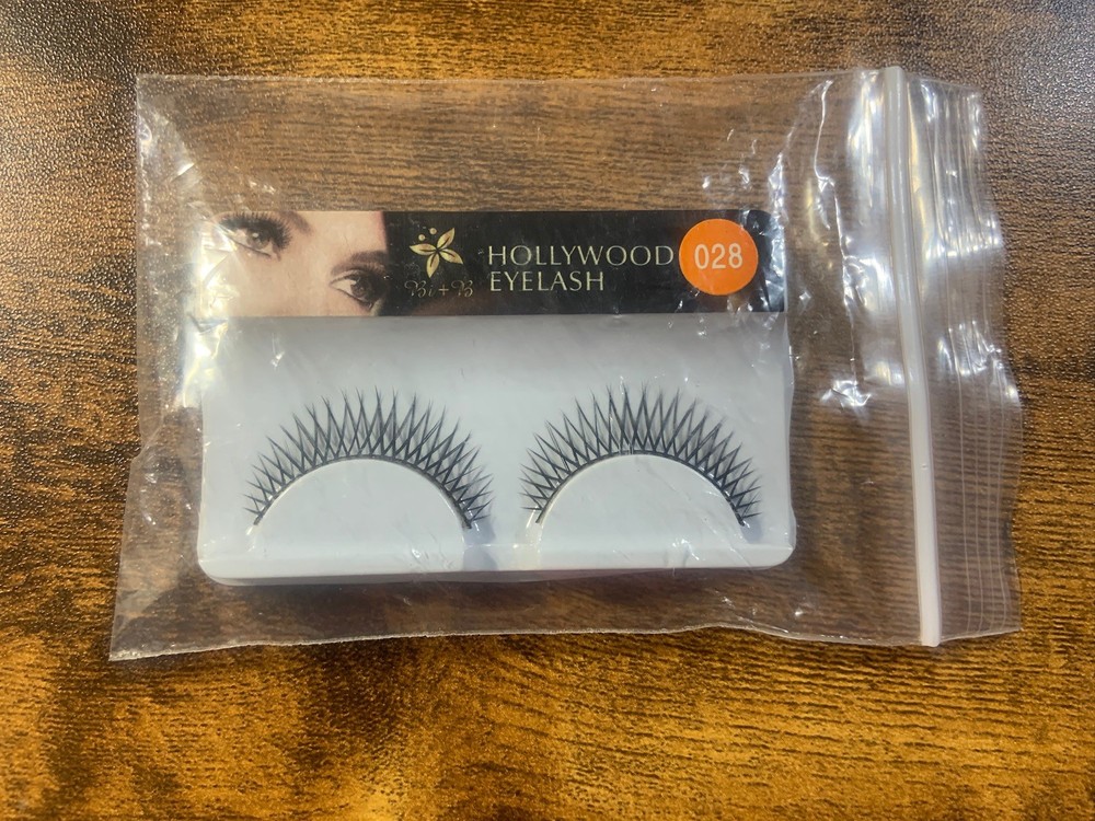 Hollywood Eyelash 028 Black Dramatic Lashes