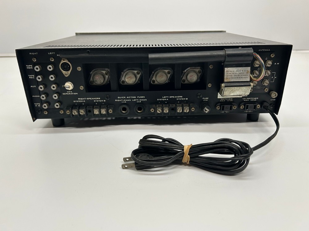 Vtg Sansui Model 2000 Solid State Stereo Tuner Amplifier No Power As Is