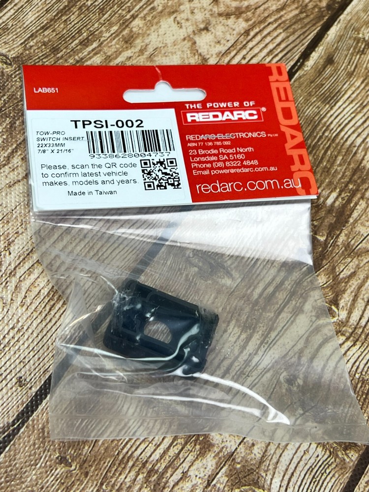 Tow Pro Switch Insert Redarc TSPI-002 7/8" x 21/16"