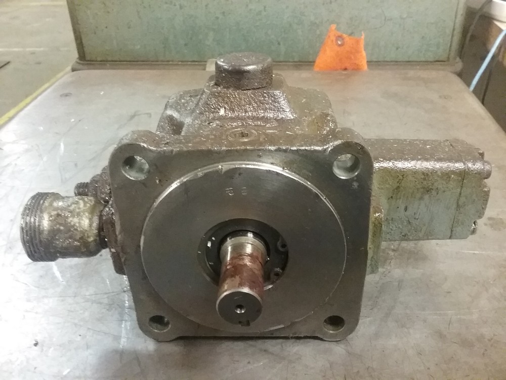 NACHI VARIABLE VANE PUMP VD R-1B-2A3-E22_VDR-1B-2A3-E22_VDR1B2A3E22