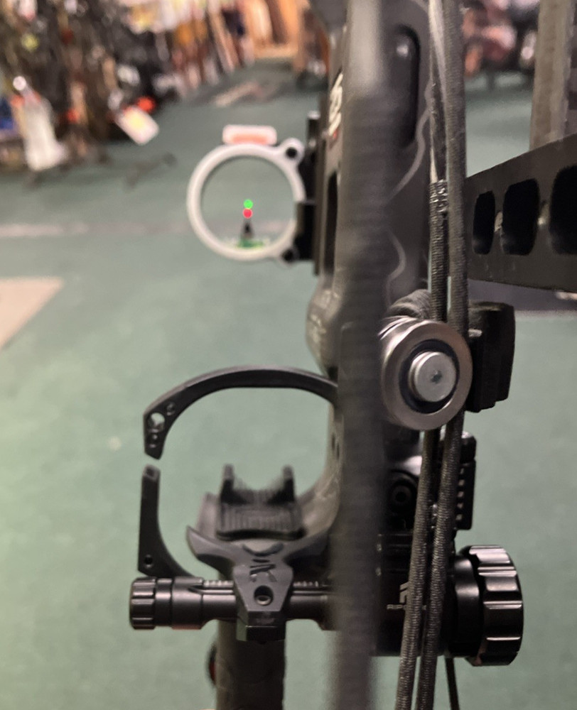 Bowtech Honor 25th Anniversary RH 70# Full Package