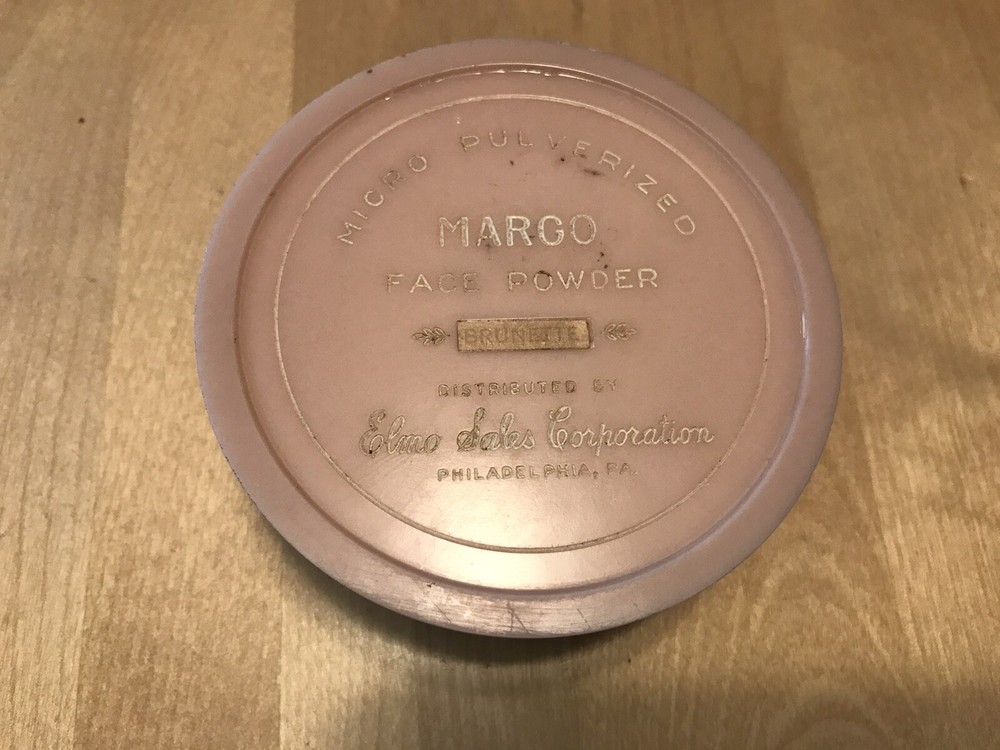 VINTAGE MARGO FACE POWDER CONTAINER