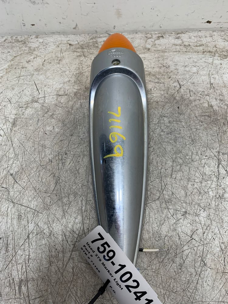 2006 Peterbilt 379 Marker Light (759-10241)