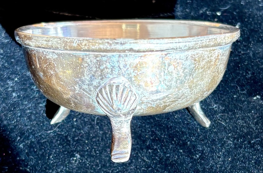 Vintage 2 pcs. Silver Plate Tea Strainer With Footed Stand / Bowl