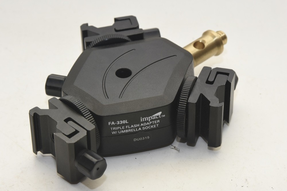 Used Impact FA-330L Adjustable Locking Triple Flash Adapter with Umbrella Socket