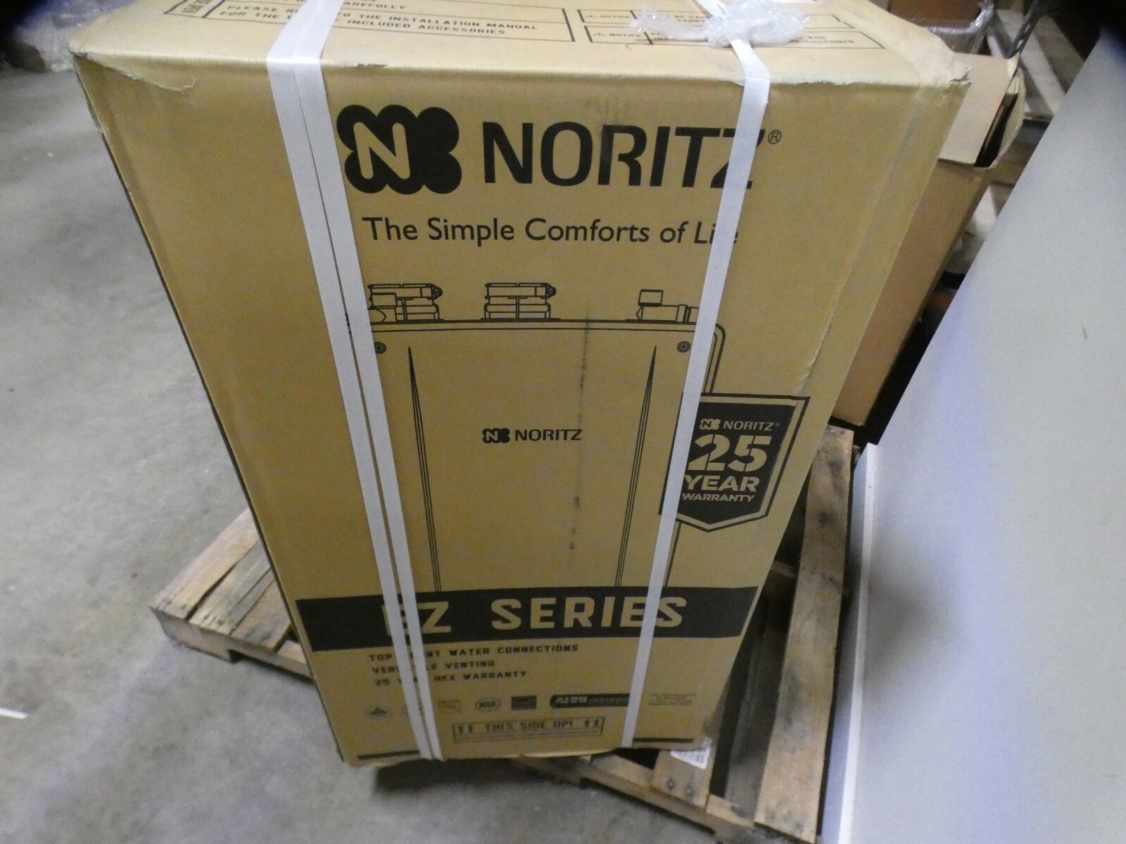 Noritz EZ98DV 180,000 BTU Indoor/Outdoor Residential Tankless Water Heater (LP)