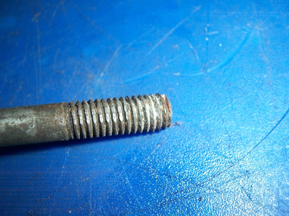 HONDA CL77E CL77 E SCRAMBLER LONG CYLINDER HEAD STUD BOLT