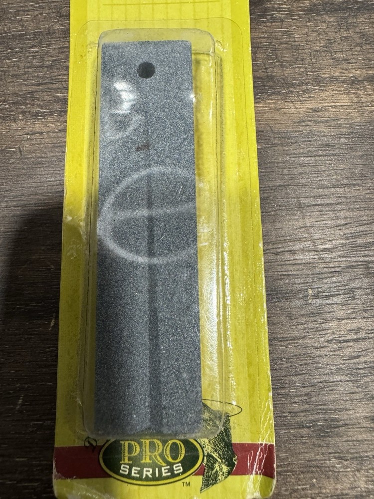 Pro Series Hook Hone By Danielson Fine Grain NIP