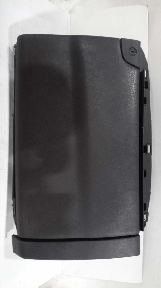 EDGE 2016 Glove Box 549029