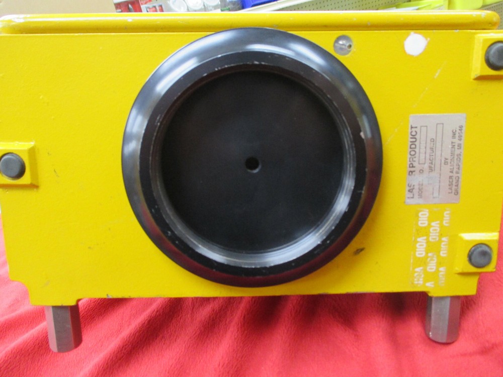 Laser Alignment AS-IS 6025 Series Laser Beacon Kit Powers On AS-IS HAS ISSUES !!