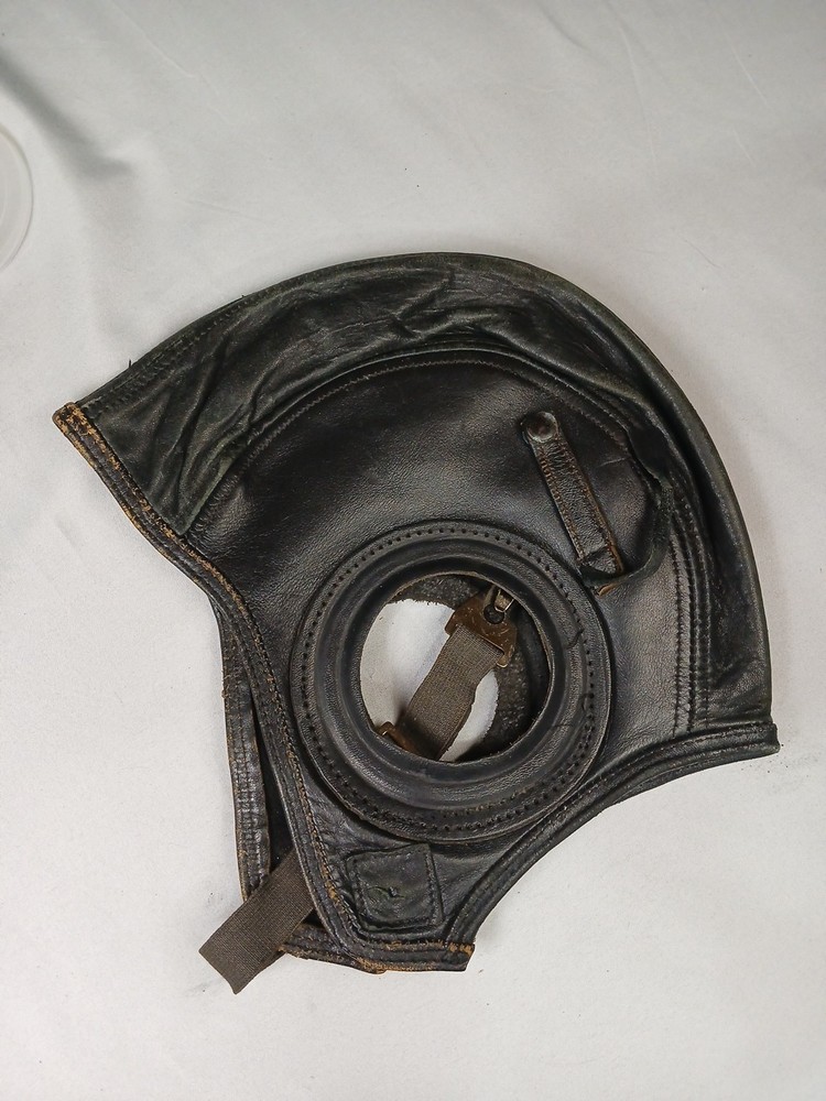 WW2 U.S.N Navy Leather Deck Cap