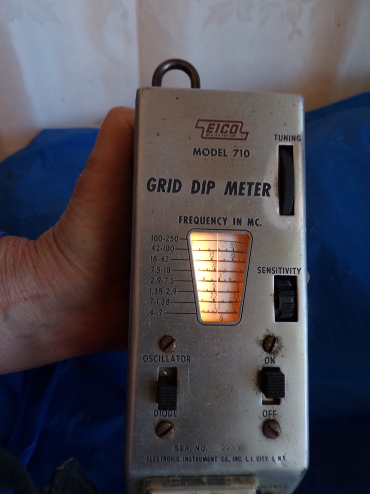 Vintage EICO Model 710 Grid Dip Meter with A-G Coils, HAM Testers