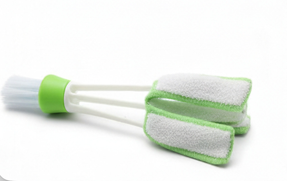 Air Condtioner & Interior Cleaning Brush