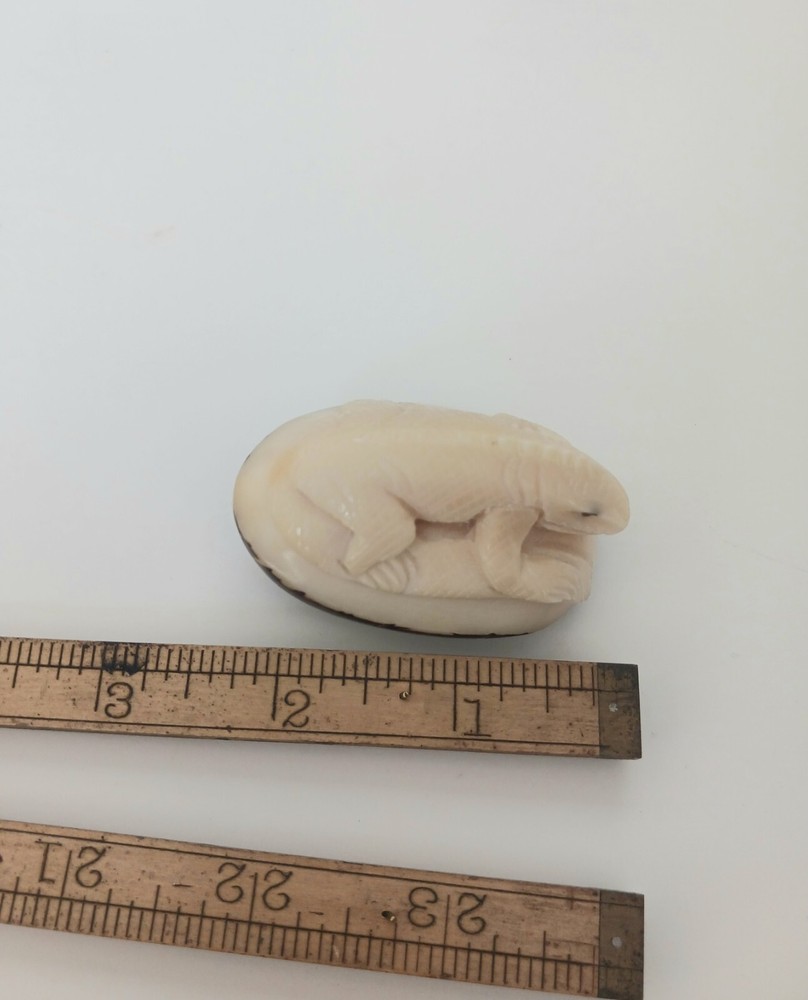 Vintage Hand Carved Tagua Nut Lizard
