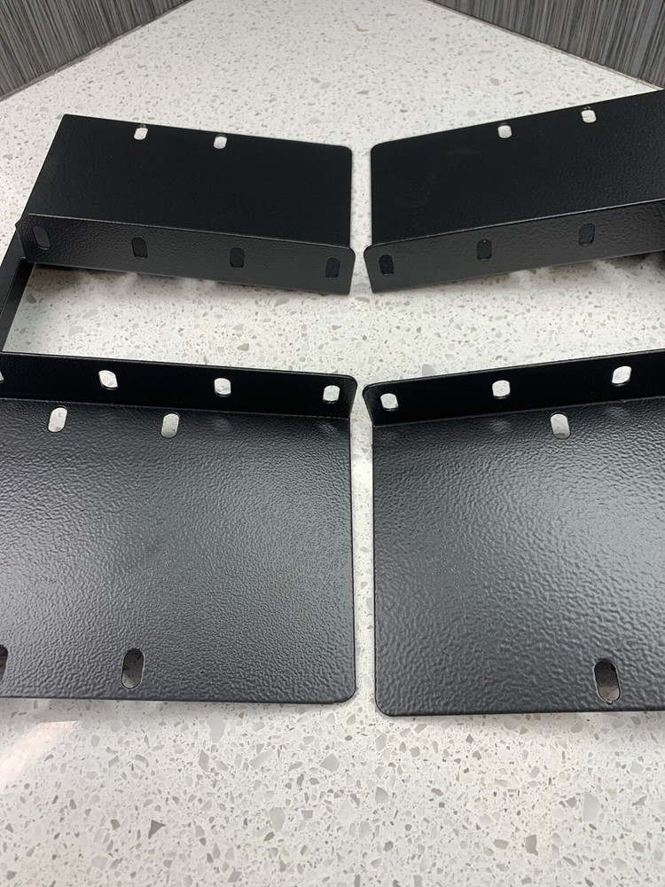 Liebert 4U Center Mount Bracket 4UTELECOMRKIT