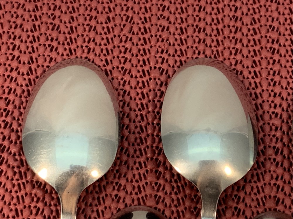 8 Teaspoons STARGLOW Wallace Stainless 5 7/8”