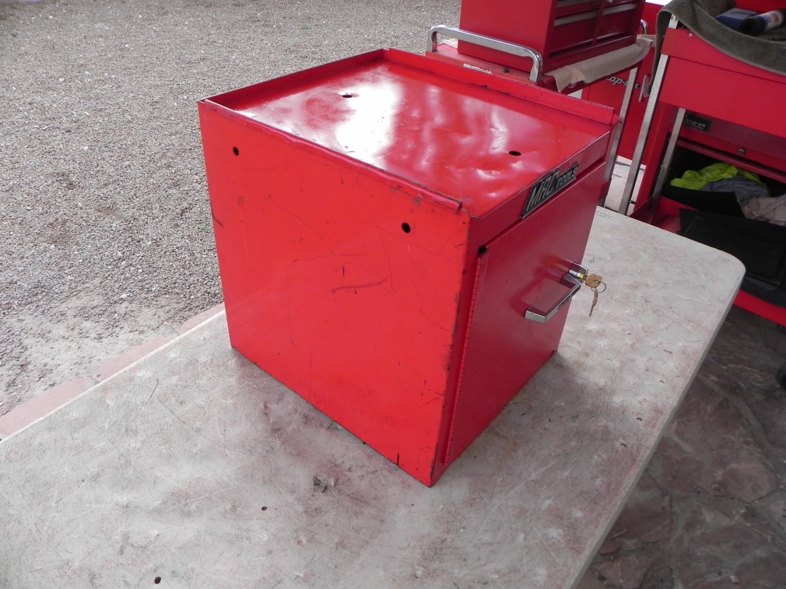 Vintage Mac Tools MB302 H3 6 Drawer Mini Side Cabinet Red USA 2 Keys (NICE)