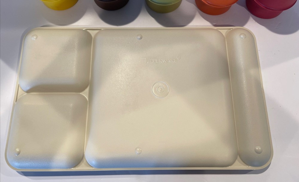 Vintage 2-Tupperware Divided Trays(#1535) & 5-Kids Stackable Cups(#1312)