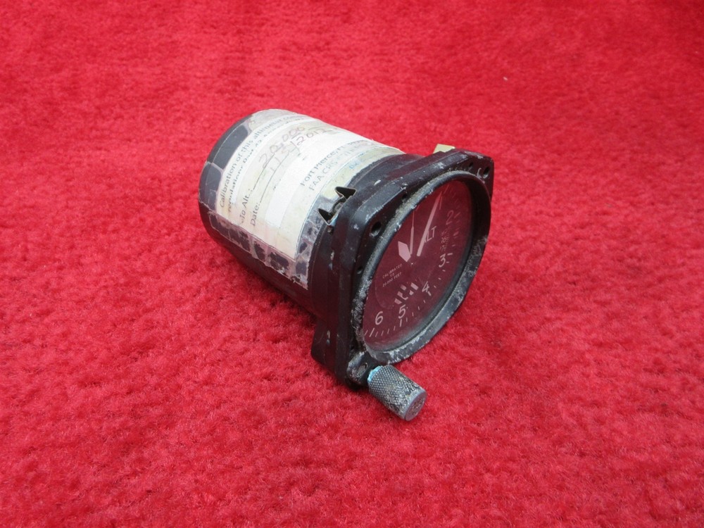 United Instruments Altimeter Indicator PN 5934P-3