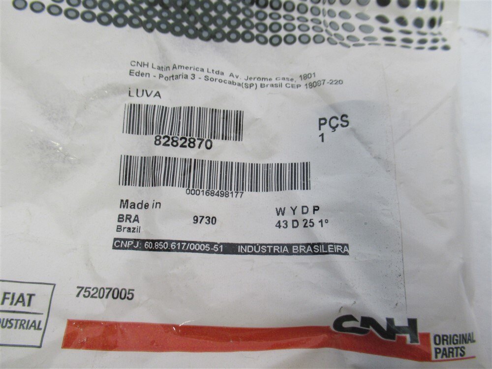 CNH 8282870 , Sleeve