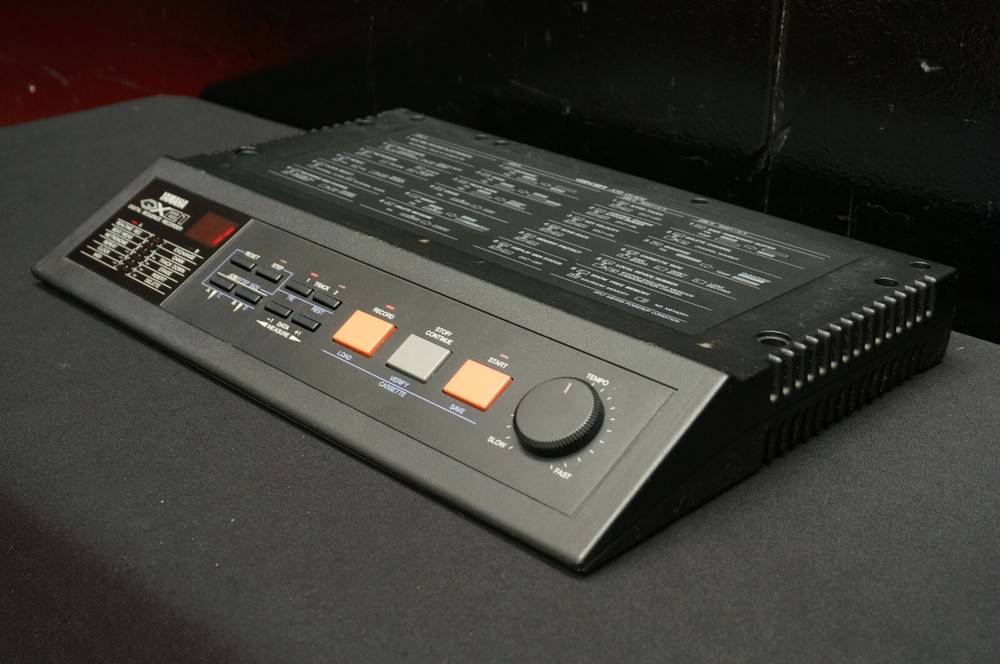 Yamaha QX21 Vintage 80's Digital Sequence Recorder - 100V