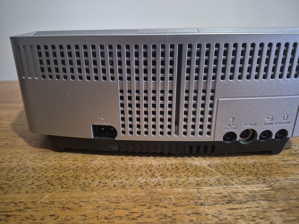 Bose Wave Music System IV Shelf Stereo System Platinum Silver