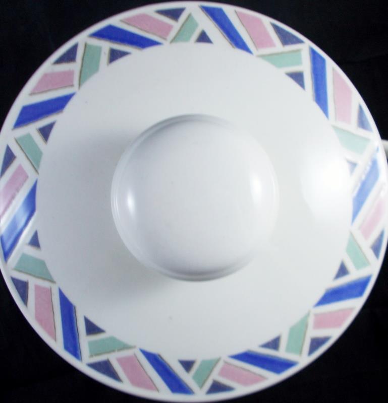 Midwinter Aztec Round Covered Casserole Dish 1.5 Quart Capacity