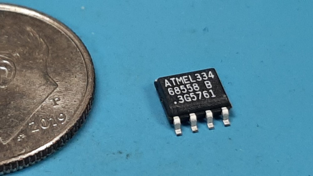 (5 PCS) AT68558B, 68558B ATMEL SOIC 8 PIN