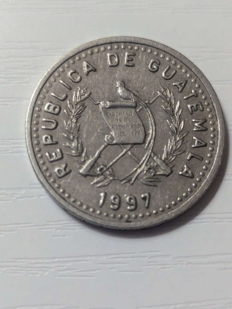 Defects On Beautiful 1997 Guatamala 25 Centavos