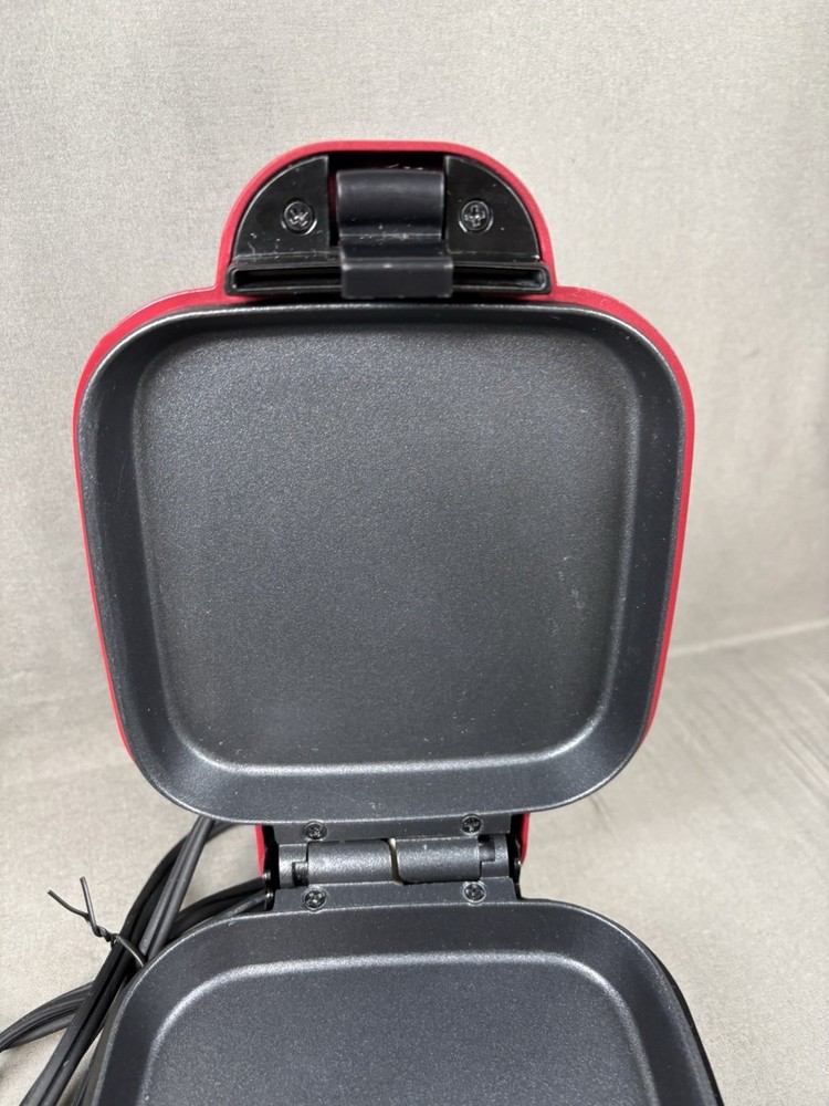 Egg Bite Maker, Red, Dash 420 Watts, Makes 4 Egg Bites, Compact Design Works