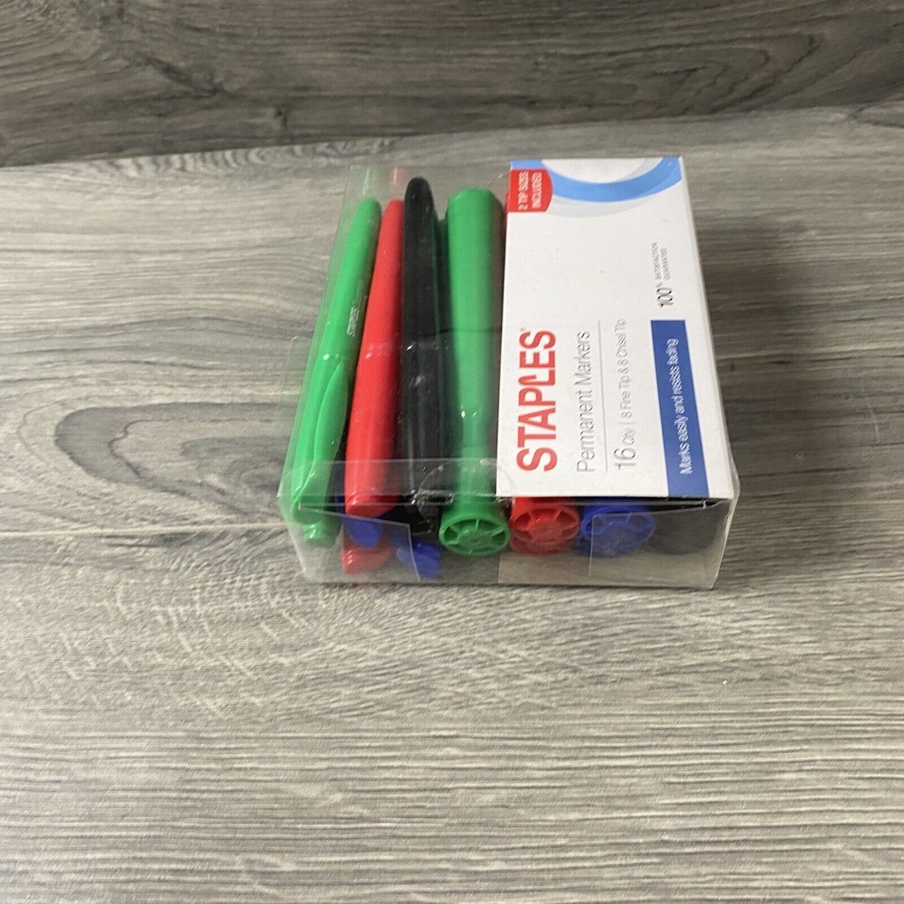 Staples Assorted Color Red Blue Black 16 Pack Permanent Markers 8 Fine 8 Chisel
