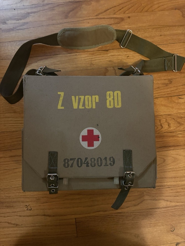 1987 Dated Czech Army Medic Kit Empty No Contents