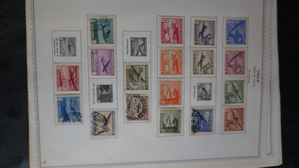 Chile fine collection on pages