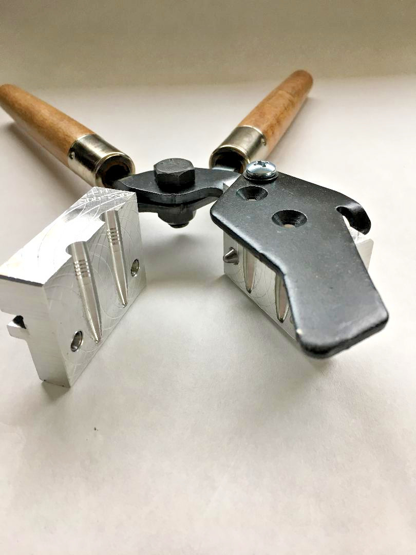 LEE 90307 30 Cal 309 Diameter 230 Grain 2 Cavity Bullet Mold (Fast Shipping)